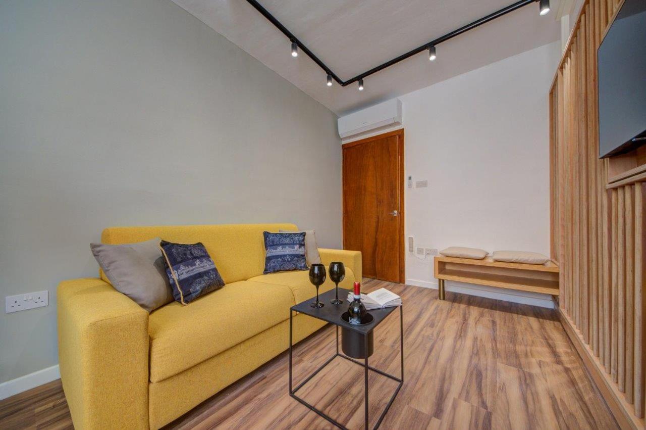 Stylish Apartment In St Julians 1 Min Away From The Sea Saint Julian's Exterior photo